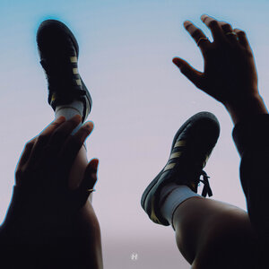 Gabriella Bongo & Nu:Tone & MissLoulou - Deep End