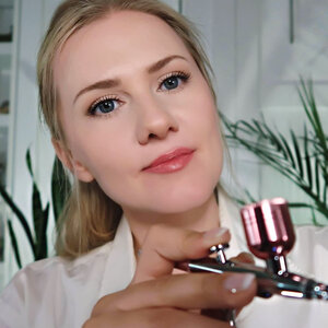 GentleWhispering - Library Asmr